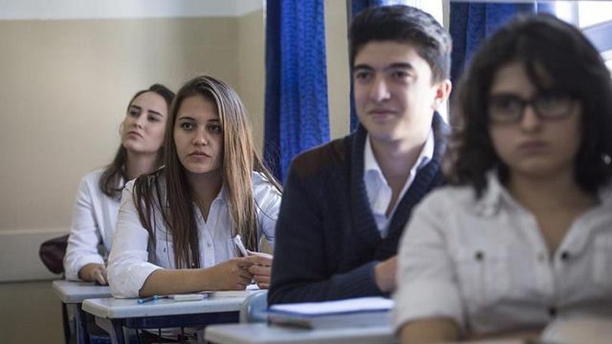 Liselerin sınavları iptal oldu mu? Liselerin birinci dönem sınavları hakkında son durum nedir?