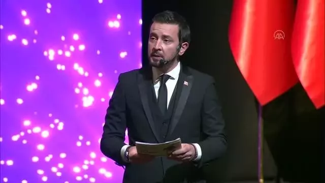Son dakika haberi | Bakan Kasapoğlu: 'Spordan ya da eğitimden feragat etme dönemini hep birlikte geride bırakıyoruz' Son dakika haberi | Bakan Kasapoğlu: 'Spordan ya da eğitimden feragat etme dönemini hep birlikte geride bırakıyoruz'