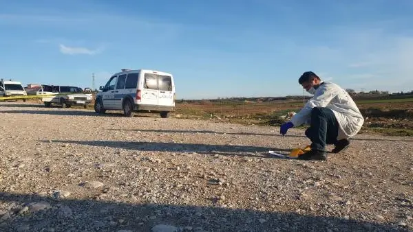 Husumetliler arasında çıkan silahlı kavgada: 1 ölü, 1 yaralı Husumetliler arasında çıkan silahlı kavgada: 1 ölü, 1 yaralı