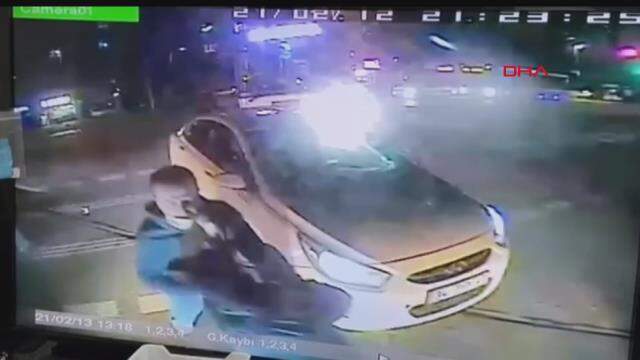Otobüs şoförünü darp eden taksicinin belgesi iptal, aracı da trafikten men edildi