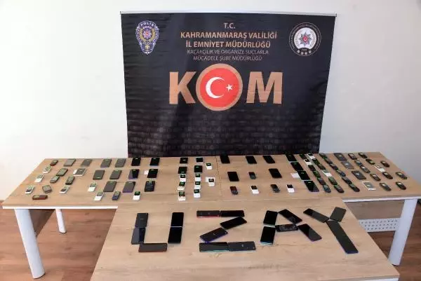 Son dakika haber: Polis, ele geçirdiği kaçak cep telefonuyla 'uzay' yazdı Son dakika haber: Polis, ele geçirdiği kaçak cep telefonuyla 'uzay' yazdı