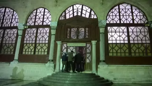 Regaip Kandili dualarla idrak edildi Regaip Kandili dualarla idrak edildi