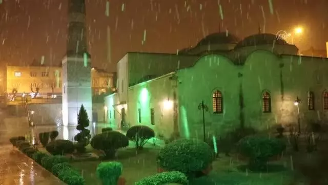 Regaip Kandili dualarla idrak edildi Regaip Kandili dualarla idrak edildi