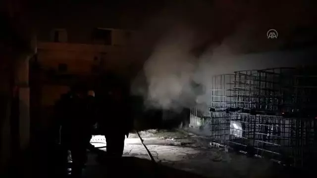 Sabun için yağ üreten tesiste çıkan yangın söndürüldü Sabun için yağ üreten tesiste çıkan yangın söndürüldü