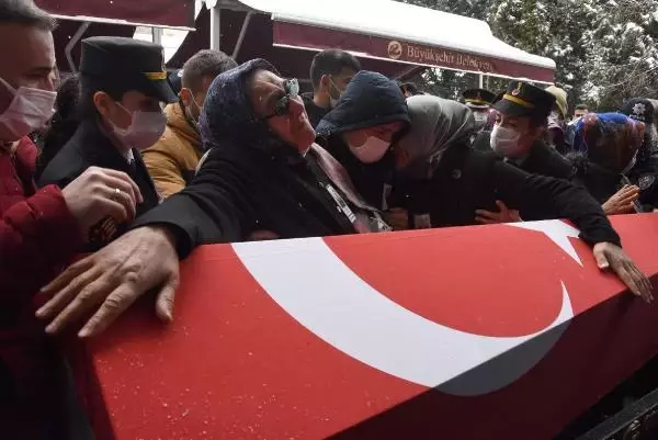 Son dakika haberleri: Şehit annesi Güler: 'Devlet benim hep yanımdaydı' Son dakika haberleri: Şehit annesi Güler: 'Devlet benim hep yanımdaydı'