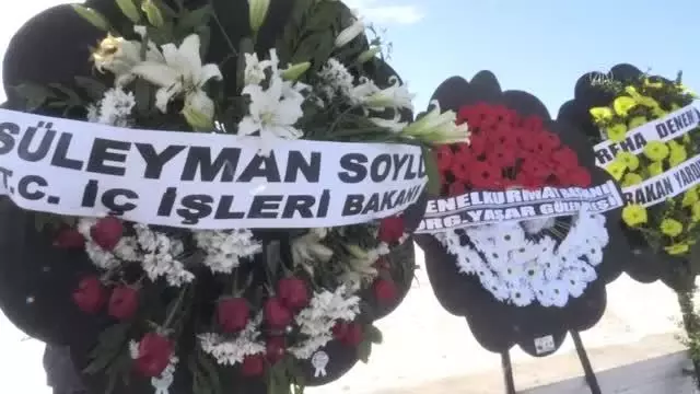 Sivas Valisi Salih Ayhan'ın acı günü Sivas Valisi Salih Ayhan'ın acı günü