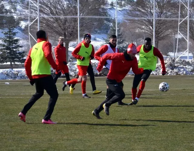 Sivasspor, Kayseri maçına hazırlanıyor Sivasspor, Kayseri maçına hazırlanıyor