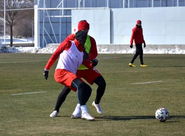 Sivasspor, Kayseri maçına hazırlanıyor Sivasspor, Kayseri maçına hazırlanıyor