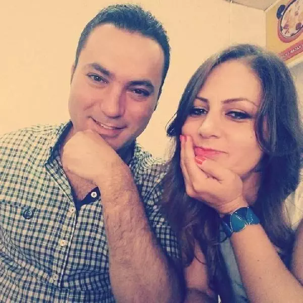 4 yaşındaki oğullarıyla birlikte evlerinde katledilen Tokkal ailesi son yolculuğuna uğurlanıyor 4 yaşındaki oğullarıyla birlikte evlerinde katledilen Tokkal ailesi son yolculuğuna uğurlanıyor