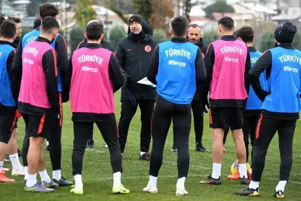 Ümit Milli Takımı'nın hazırlık kampı tamamlandı Ümit Milli Takımı'nın hazırlık kampı tamamlandı