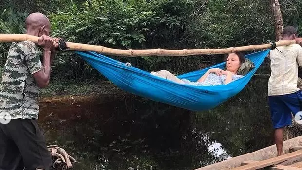 Issız ormanda bacağını kıran oyuncu Ashley Judd, 55 saatte hastaneye ulaştı Issız ormanda bacağını kıran oyuncu Ashley Judd, 55 saatte hastaneye ulaştı