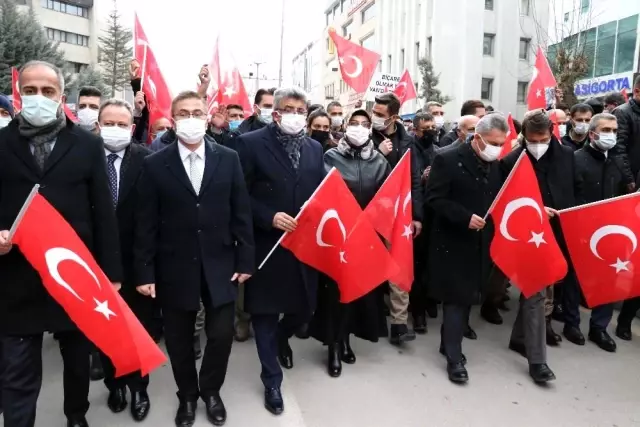 Son dakika haber | Erciş'te binler terör örgütü PKK'ya tepki için yürüdü Son dakika haber | Erciş'te binler terör örgütü PKK'ya tepki için yürüdü