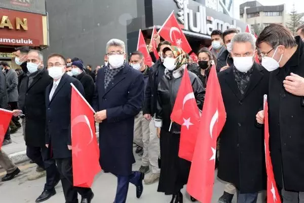 Son dakika! Gara'da 13 Türk vatandaşının şehit edilmesine tepki yürüyüşü (3) Son dakika! Gara'da 13 Türk vatandaşının şehit edilmesine tepki yürüyüşü (3)