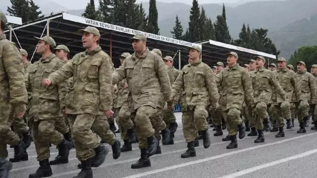 Yoklama kaçağı bedelli affı 2021 yılında var mı? Asker kaçağı ve bakaya kalanlar için af çıkacak mı? Yoklama kaçağı bedelli affı 2021 yılında var mı? Asker kaçağı ve bakaya kalanlar için af çıkacak mı?
