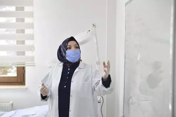 Son dakika gündem: 45 yaşında üniversite okuyup, güzellik eğitmeni oldu Son dakika gündem: 45 yaşında üniversite okuyup, güzellik eğitmeni oldu