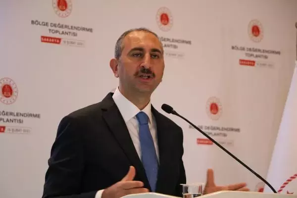 Adalet Bakanı Gül: Cumhuriyetimizin ikinci yüzyılına sivil anayasayla girmeyi planlıyoruz Adalet Bakanı Gül: Cumhuriyetimizin ikinci yüzyılına sivil anayasayla girmeyi planlıyoruz