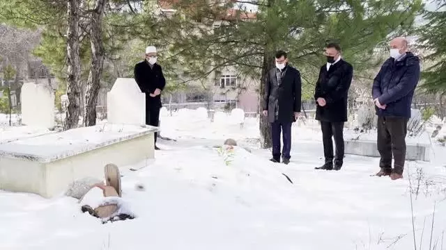 Almanya'daki ırkçı terör saldırısında hayatını kaybeden Saraçoğlu anıldı Almanya'daki ırkçı terör saldırısında hayatını kaybeden Saraçoğlu anıldı