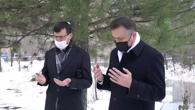 Almanya'daki ırkçı terör saldırısında hayatını kaybeden Saraçoğlu anıldı Almanya'daki ırkçı terör saldırısında hayatını kaybeden Saraçoğlu anıldı