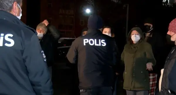 Son dakika! Ankara'da bir evde doğal gaz kaynaklı patlama; baba- kız yaralı Son dakika! Ankara'da bir evde doğal gaz kaynaklı patlama; baba- kız yaralı