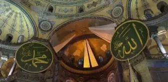 Diyanet İşleri Başkanlığı: Ayasofya-i Kebir Cami-i Şerifi'nde Regaip Kandili idrak edildi Diyanet İşleri Başkanlığı: Ayasofya-i Kebir Cami-i Şerifi'nde Regaip Kandili idrak edildi