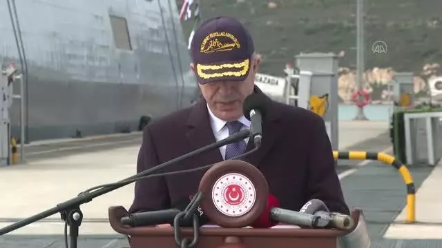Bakan Akar: '(Pençe Kartal-2 Harekatı) Bugüne kadar icra ettiğimiz harekatlar arasında kapsam olarak en büyük alanı kapsamaktaydı Bakan Akar: '(Pençe Kartal-2 Harekatı) Bugüne kadar icra ettiğimiz harekatlar arasında kapsam olarak en büyük alanı kapsamaktaydı