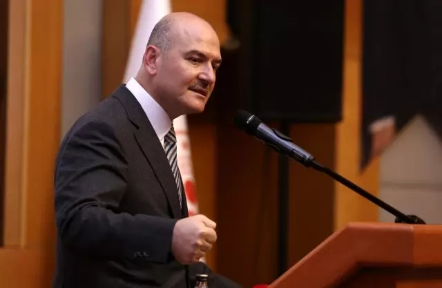 Soylu: 'Bu milletin karşısına Sevr gibi kabullenilemez bir haritalı anlaşma dayattılar' Soylu: 'Bu milletin karşısına Sevr gibi kabullenilemez bir haritalı anlaşma dayattılar'