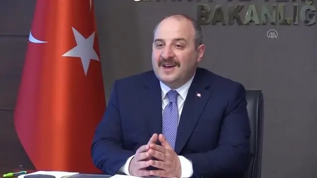 Bakan Varank: 'Ekonomimiz hala çok büyük oranda doğrusal çalışıyor' Bakan Varank: 'Ekonomimiz hala çok büyük oranda doğrusal çalışıyor'