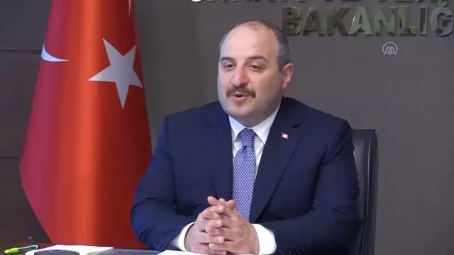 Bakan Varank: 'Ekonomimiz hala çok büyük oranda doğrusal çalışıyor' Bakan Varank: 'Ekonomimiz hala çok büyük oranda doğrusal çalışıyor'