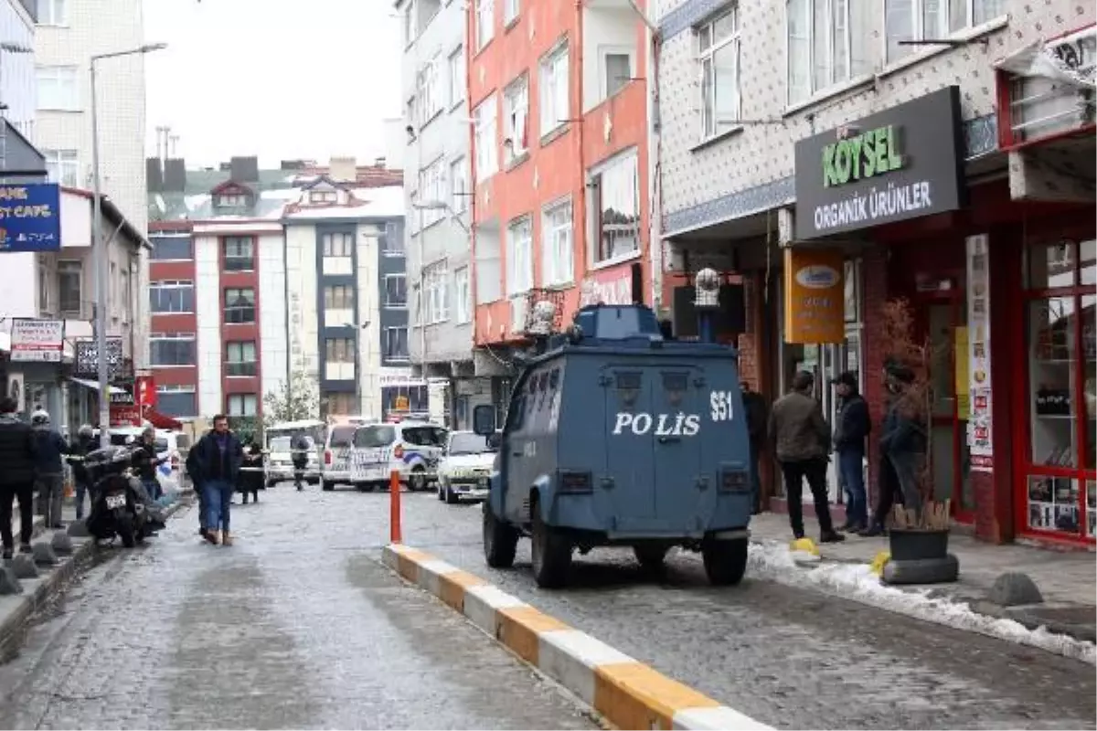 Beyoğlu'nda pide salonunda patlama