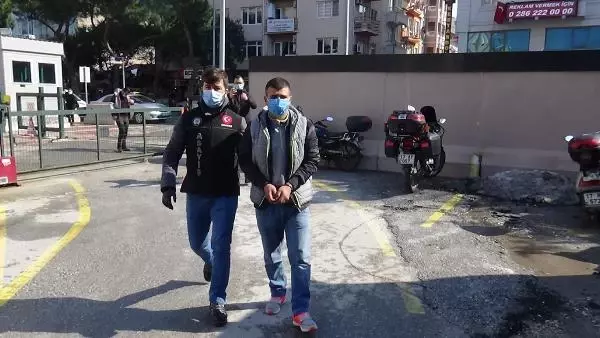 Çanakkale'de ev soydular, Uludağ'da tatilde yakalandılar Çanakkale'de ev soydular, Uludağ'da tatilde yakalandılar