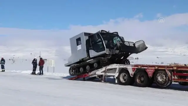 ÇEDAŞ'ın 'enerji timleri' dondurucu soğuklarda kesintisiz enerji için çalışıyor ÇEDAŞ'ın 'enerji timleri' dondurucu soğuklarda kesintisiz enerji için çalışıyor