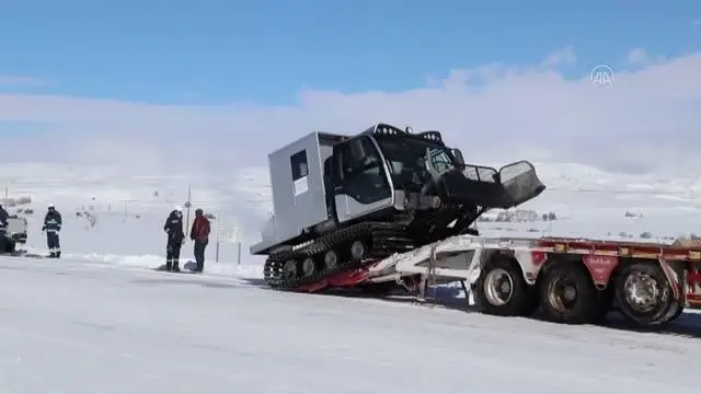 ÇEDAŞ'ın 'enerji timleri' dondurucu soğuklarda kesintisiz enerji için çalışıyor ÇEDAŞ'ın 'enerji timleri' dondurucu soğuklarda kesintisiz enerji için çalışıyor