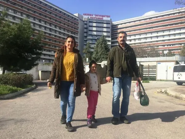 Çocuk hasreti çeken bir aile mutlu olsun diye rahmini bağışlama kararı aldı Çocuk hasreti çeken bir aile mutlu olsun diye rahmini bağışlama kararı aldı