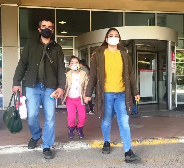 Çocuk hasreti çeken bir aile mutlu olsun diye rahmini bağışlama kararı aldı Çocuk hasreti çeken bir aile mutlu olsun diye rahmini bağışlama kararı aldı