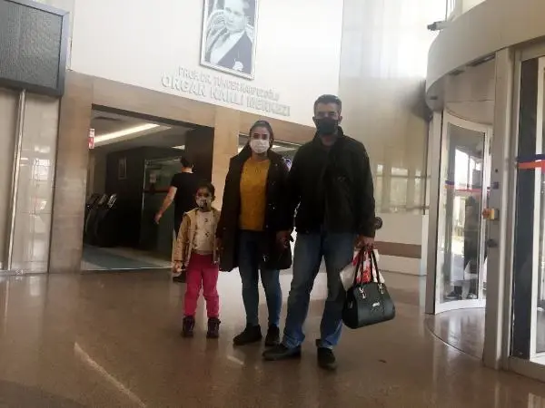 Çocuk hasreti çeken bir aile mutlu olsun diye rahmini bağışlama kararı aldı Çocuk hasreti çeken bir aile mutlu olsun diye rahmini bağışlama kararı aldı