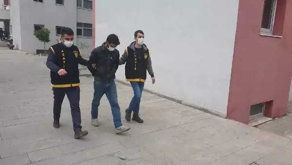 Son dakika gündem: Demir kapı hırsızı kardeşler suçüstü yakalandı Son dakika gündem: Demir kapı hırsızı kardeşler suçüstü yakalandı