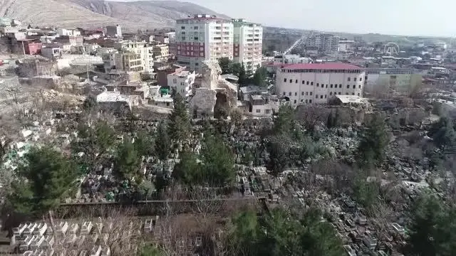 DİYARBAKIR - Sultan 1. Kılıçarslan'ın mezarını bulan akademisyenler Harzemşah'ın kabrinin izini sürecek DİYARBAKIR - Sultan 1. Kılıçarslan'ın mezarını bulan akademisyenler Harzemşah'ın kabrinin izini sürecek
