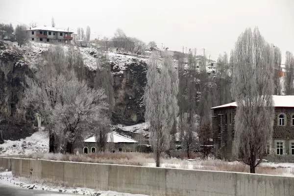Doğu'da dondurucu soğuklar; Erzurum eksi 24.1, Erzincan eksi 23.9 Doğu'da dondurucu soğuklar; Erzurum eksi 24.1, Erzincan eksi 23.9
