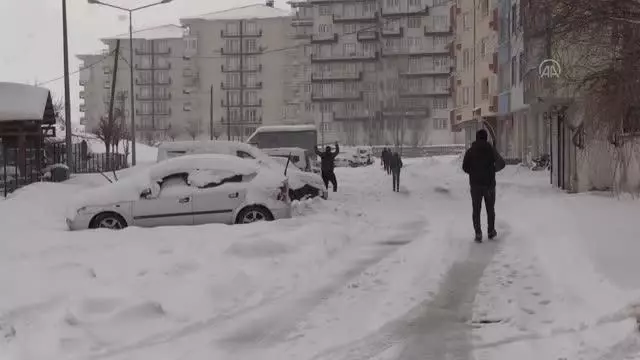 Doğu'daki 4 ilde 314 yerleşim birimine ulaşım sağlanamıyor (2) Doğu'daki 4 ilde 314 yerleşim birimine ulaşım sağlanamıyor (2)