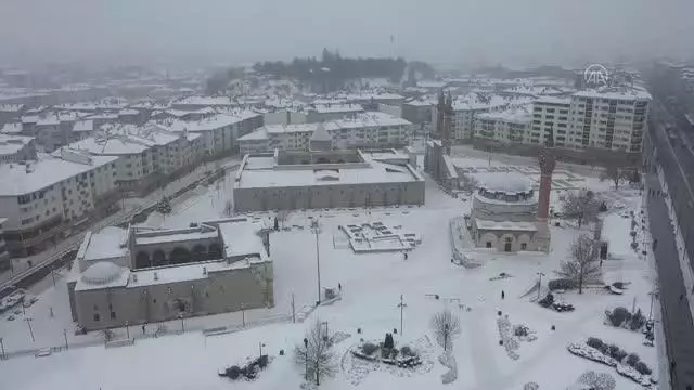 (Drone) Kar nedeniyle 109 köy yolunda ulaşım sağlanamıyor (Drone) Kar nedeniyle 109 köy yolunda ulaşım sağlanamıyor