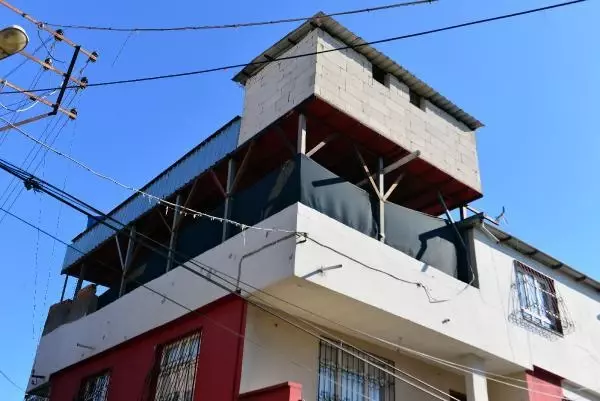 Son dakika haber! Eşi tarafından darbedildiği iddia edilen Fatma balkondan düştü; o anlar kamerada (2)- Yeniden Son dakika haber! Eşi tarafından darbedildiği iddia edilen Fatma balkondan düştü; o anlar kamerada (2)- Yeniden