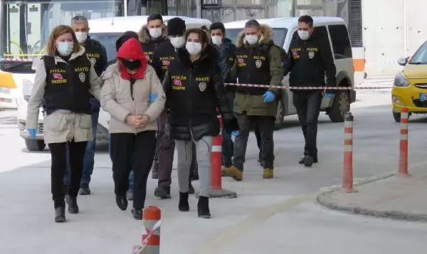 Son dakika haber! Eskişehir'de fuhuş operasyonu: 10 gözaltı Son dakika haber! Eskişehir'de fuhuş operasyonu: 10 gözaltı