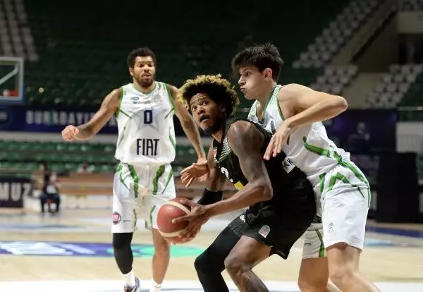Frutti Extra Bursaspor'da Tillman ile yollar ayrıldı Frutti Extra Bursaspor'da Tillman ile yollar ayrıldı