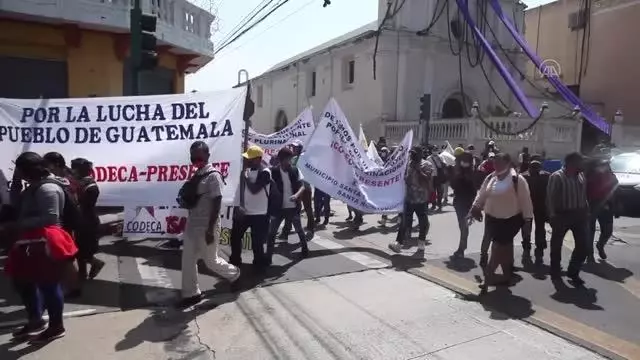 Guatemala'da yerliler tarafından hükümet karşıtı gösteri düzenlendi Guatemala'da yerliler tarafından hükümet karşıtı gösteri düzenlendi