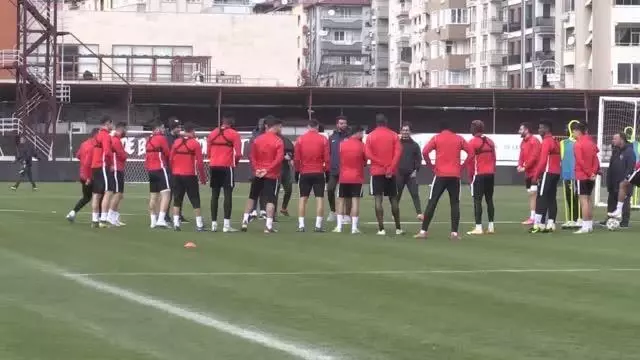 Son Dakika | Hatayspor Onursal Başkanı Lütfü Savaş, başarılarının sırrını mücadeleci olmaya bağlıyor Son Dakika | Hatayspor Onursal Başkanı Lütfü Savaş, başarılarının sırrını mücadeleci olmaya bağlıyor