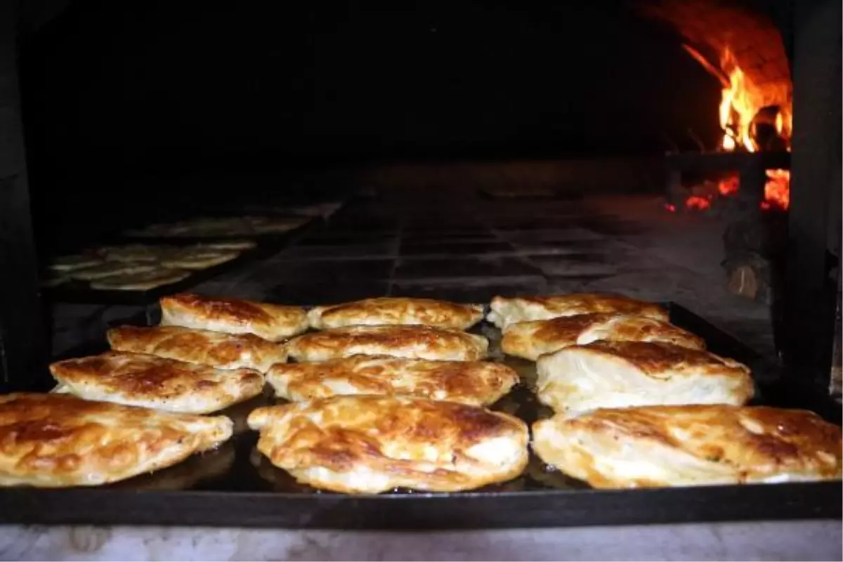 Kahvaltı sofralarının vazgeçilmezi, asırlık lezzet; Tokat yağlısı