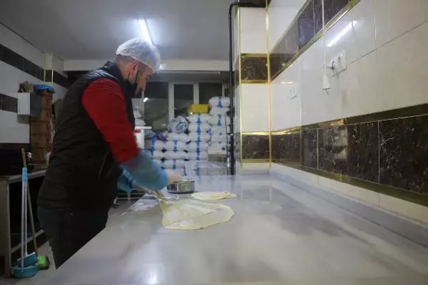 Kahvaltı sofralarının vazgeçilmezi, asırlık lezzet; Tokat yağlısı Kahvaltı sofralarının vazgeçilmezi, asırlık lezzet; Tokat yağlısı