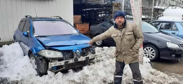 Kar yağdı, kaportacılarda yoğunluk oluştu Kar yağdı, kaportacılarda yoğunluk oluştu