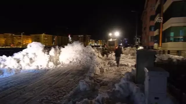 KASTAMONU - Bozkurt Belediyesi ekiplerinin kar mesaisi devam ediyor KASTAMONU - Bozkurt Belediyesi ekiplerinin kar mesaisi devam ediyor