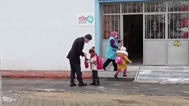 Köy okullarında yüz yüze eğitim başladı Köy okullarında yüz yüze eğitim başladı